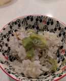 アメリカ・醤油麹入りそら豆ご飯