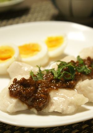 ぷるぷるゆで鶏の肉味噌大葉がけ-レシピのメイン写真