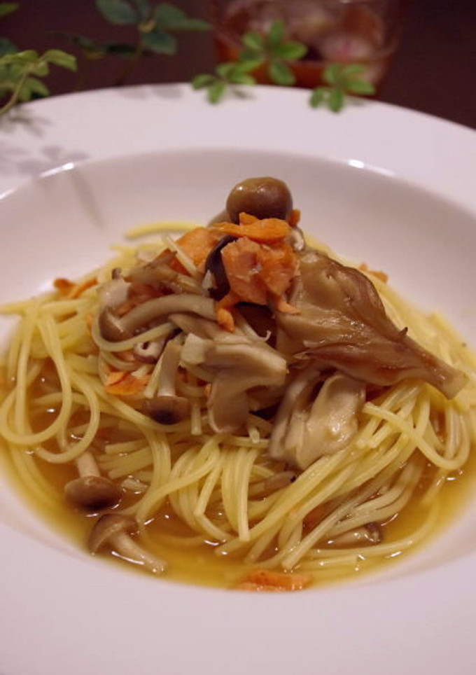 鮭ときのこの和風スープパスタ-レシピのメイン写真