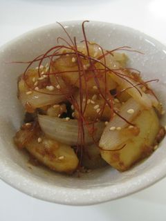 じゃがいもと玉ねぎの肉味噌風炒め-レシピのメイン写真