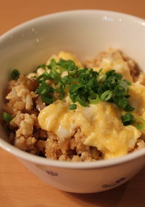 鶏と豆腐のダブル塩そぼろで♡そぼろ卵ご飯-レシピのメイン写真