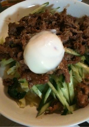 ボリューム満点★すき焼きサラダ-レシピのメイン写真