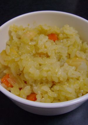 炊飯器でカレーピラフ☆家族でいただきます-レシピのメイン写真