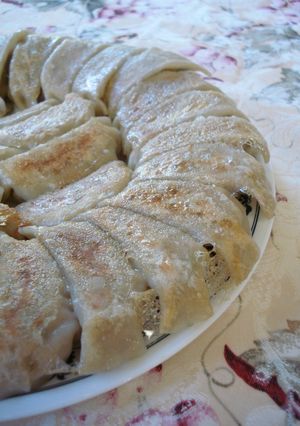 白菜たっぷり☆にらなしのあっさり餃子♪-レシピのメイン写真