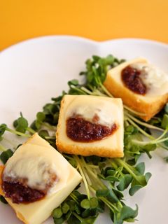 ☆うまみ肉味噌風で厚揚げチーズ焼き☆-レシピのメイン写真