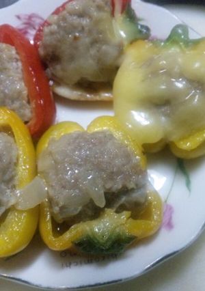 パプリカで肉詰め-レシピのメイン写真