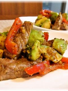 牛肉とアボカドのハニーマスタード炒め-レシピのメイン写真
