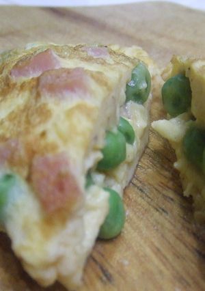 ♪弁当女子♪グリーンピースオムレツ-レシピのメイン写真