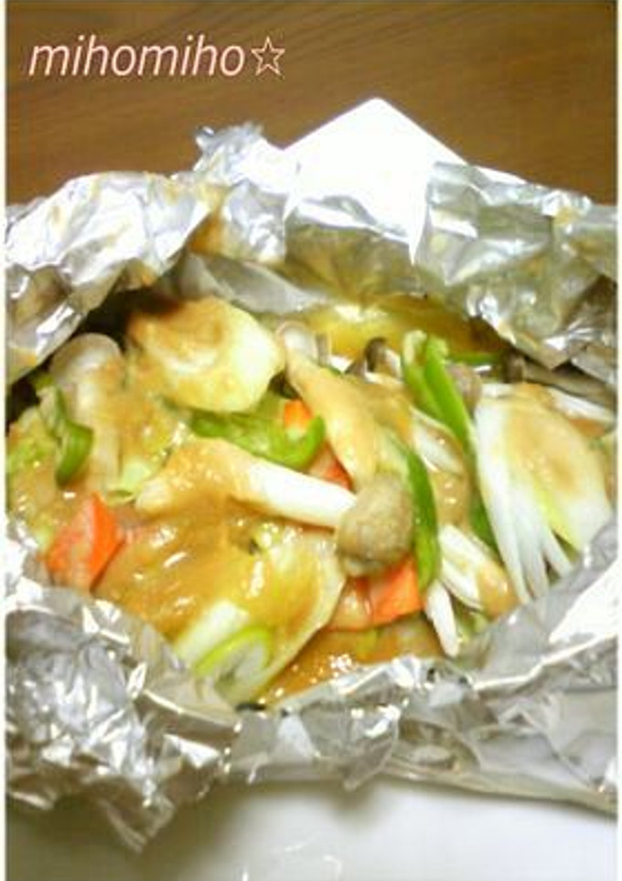 鮭のちゃんちゃん焼き風☆ホイル蒸し焼き-レシピのメイン写真