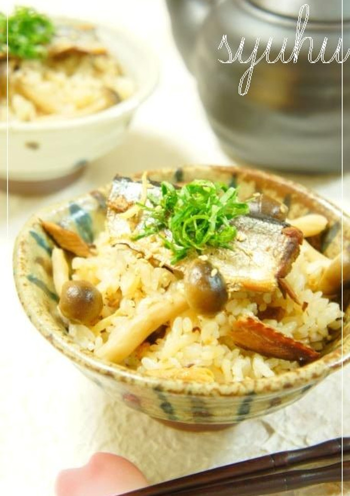 蒲焼さんま缶詰と茸のずぼら炊き込みご飯-レシピのメイン写真