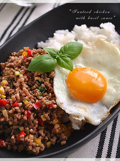 ガパオ炒めご飯(タイ風バジル炒め)-レシピのメイン写真