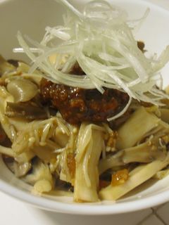 たっぷりきのこの肉味噌和え-レシピのメイン写真