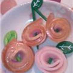 รูปของ ●お弁当に♡ハムでクルクル～薔薇●