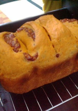 トマトとバジルのチーズパン-レシピのメイン写真