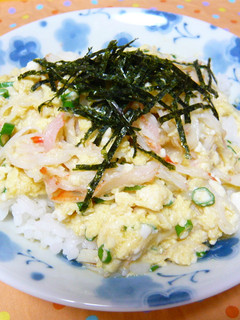 ずぼら1人飯♪なんちゃってカニ玉丼-レシピのメイン写真