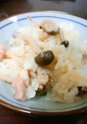 土鍋で♪鶏しめじご飯-レシピのメイン写真