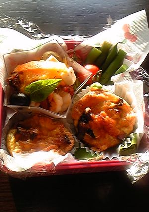運動会女子のお弁当☆プチキッシュ-レシピのメイン写真
