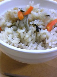永谷園のお吸い物でお手軽♪炊き込みご飯-レシピのメイン写真