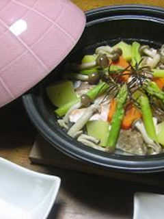 タジン鍋で「鮭とジャガイモの蒸し煮」-レシピのメイン写真