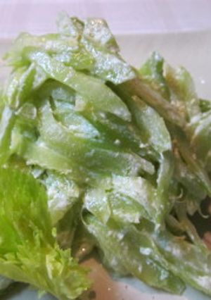 セロリの水切りヨーグルト和え-レシピのメイン写真