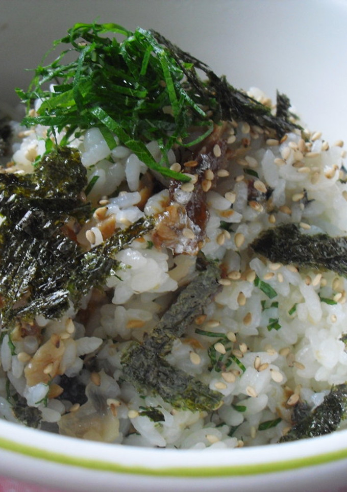 秋刀魚の蒲焼で♪さっぱり混ぜご飯-レシピのメイン写真