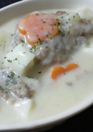 シチューに『はんぺん』も入れちゃおう♪-レシピのメイン写真