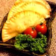 餃子の皮で!トマトとチーズのイタリアン♪