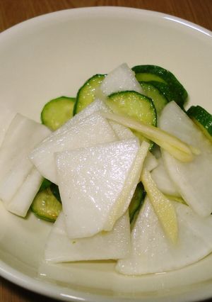 簡単副菜さっぱりきゅうり＆大根漬物-レシピのメイン写真
