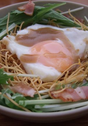 パリ麺の巣篭もり目玉焼きサラダ-レシピのメイン写真