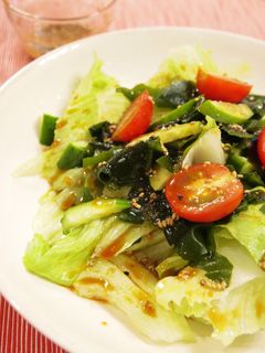 わかめたっぷり♪韓国風チョレギサラダ-レシピのメイン写真