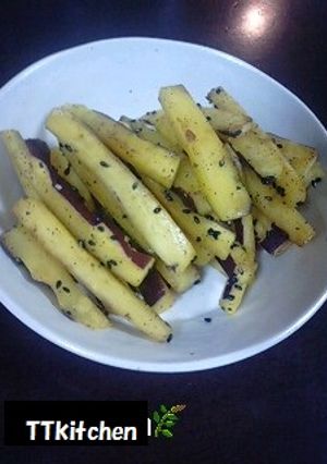 ＊役立つ一品＊バターでほっくりさつまいも-レシピのメイン写真