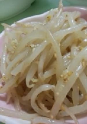 材料３つ☆我が家の味噌バターもやし炒め-レシピのメイン写真