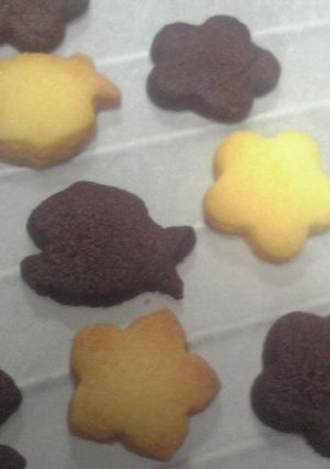 卵不要★マーガリンでバニラココアクッキー-レシピのメイン写真