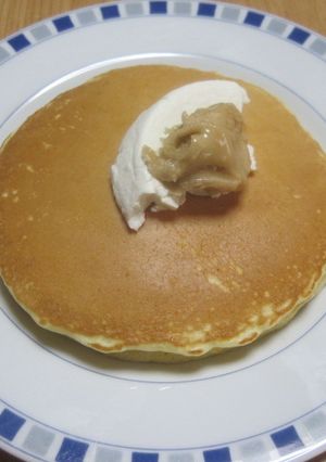 水切りヨーグルトのせホットケーキ-レシピのメイン写真