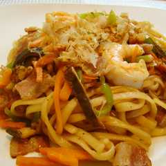 รูปของ 野菜たっぷり！あっさり焼きうどん