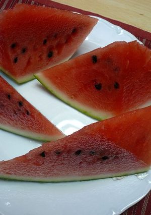 【農家の知恵袋】おいしいスイカの切り方-レシピのメイン写真