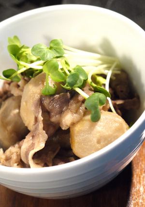 新米と美味しい！里芋と牛肉のかんたん煮-レシピのメイン写真