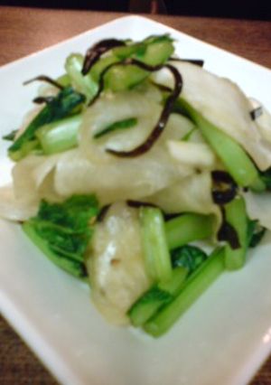 箸休めに♪かぶのごま昆布和え-レシピのメイン写真