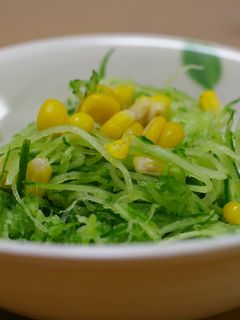 たっぷり食べられる・キュウリのサラダ-レシピのメイン写真