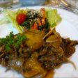 牛肉のソテー マンゴーソース仕立て