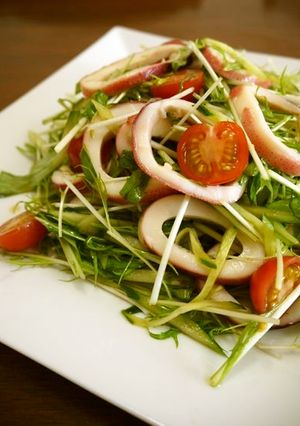 ボイルイカと水菜のサラダ♪わさび風味♪-レシピのメイン写真