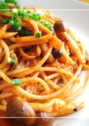 キノコのナポリタンin食べるラー油-レシピのメイン写真