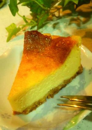 簡単すぎてごめんなさいのベイクドチーズ-レシピのメイン写真