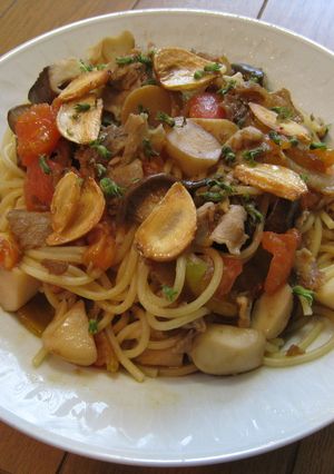 さっぱり旨豚肉とトマトの青じそドレパスタ-レシピのメイン写真