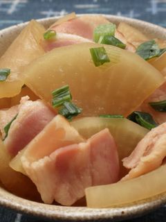 簡単☆ベーコンと大根の煮物♪-レシピのメイン写真