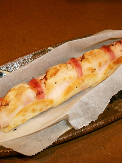 餃子の皮でベーコン&チーズドック-レシピのメイン写真