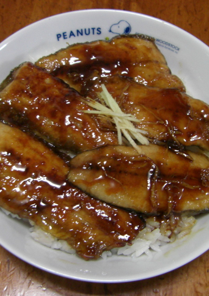 さんまの蒲焼丼-レシピのメイン写真