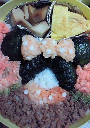 キャラ弁＊ミニー浮き輪-レシピのメイン写真