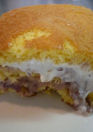 優しい味の小豆クリームでふわふわケーキ-レシピのメイン写真