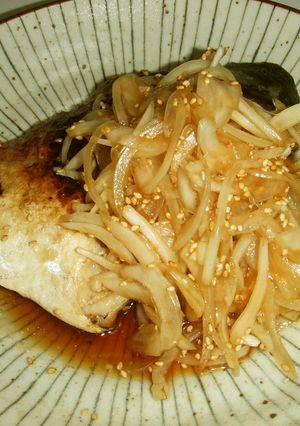 たっぷり玉ねぎのブリかま♪-レシピのメイン写真